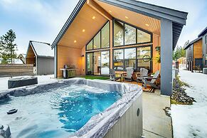 Private Hot Tub & Patio: Spacious Cle Elum Home