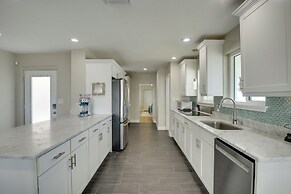 Steps to Ormond Beach: Oceanfront Home w/ Views!