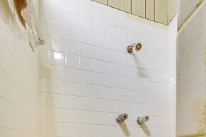 Private Patio & Hot Tub: Bayside Home in Pace!