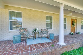 Private Patio & Hot Tub: Bayside Home in Pace!