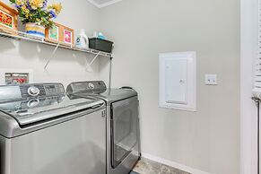 Near Hiking: Midway Home w/ Mtn Views & Deck