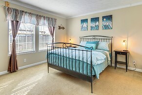 Near Hiking: Midway Home w/ Mtn Views & Deck