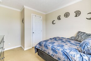 Near Hiking: Midway Home w/ Mtn Views & Deck