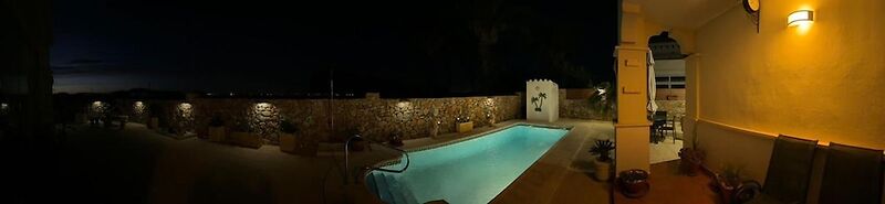 6 Guests - 3BR - Private Pool - Mountain Views