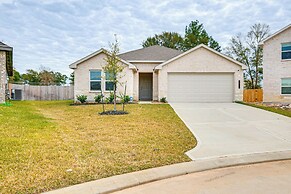 2 Mi to Palms Marina: Family Home w/ Fenced Yard!