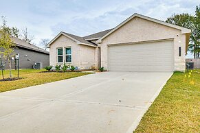 2 Mi to Palms Marina: Family Home w/ Fenced Yard!