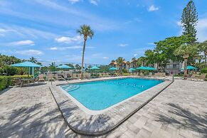 Upgraded Lake House Condo 1min To Siesta Key Beach