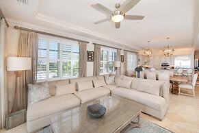 Seabreeze 8 - Luxury 4-bedroom on Seven Mile Beach