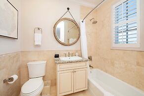 Seabreeze 8 - Luxury 4-bedroom on Seven Mile Beach