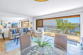 Charming 2BR Lagoon-view Steps To Siesta Key Beach