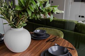 Midori Suite 2BR City Views