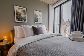 Midori Suite 2BR City Views