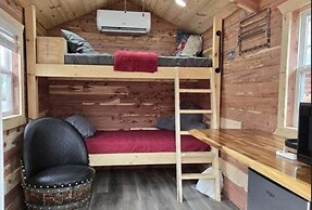 #3 - Amish Built Log Cabin Fishing Hunting Camping Cabin