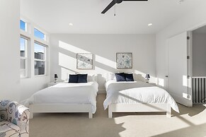 Villa #17 At Bloomington Country Club 4 Bedroom Townhouse