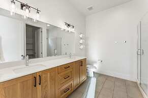 Villa #17 At Bloomington Country Club 4 Bedroom Townhouse