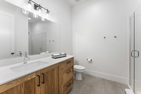 Villa #17 At Bloomington Country Club 4 Bedroom Townhouse