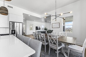 Villa #22 At Bloomington Country Club - Fairway To Heaven 3 Bedroom Co