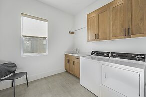 Villa #38 At Bloomington Country Club - Aaa Gateway 4 Bedroom Townhous