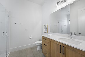 Villa #38 At Bloomington Country Club - Aaa Gateway 4 Bedroom Townhous