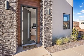 Villa #38 At Bloomington Country Club - Aaa Gateway 4 Bedroom Townhous