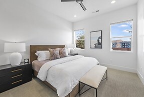 Villa #38 At Bloomington Country Club - Aaa Gateway 4 Bedroom Townhous