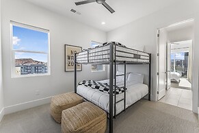 Villa #38 At Bloomington Country Club - Aaa Gateway 4 Bedroom Townhous