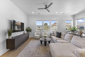 Villa #38 At Bloomington Country Club - Aaa Gateway 4 Bedroom Townhous