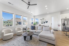 Villa #38 At Bloomington Country Club - Aaa Gateway 4 Bedroom Townhous