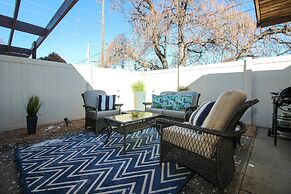 Cobalt Bungalow 1 Bedroom Condo