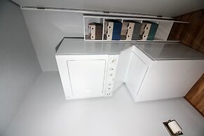 Cobalt Bungalow 1 Bedroom Condo