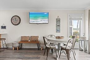 Beach Blessings 106 3 Bedroom Condo