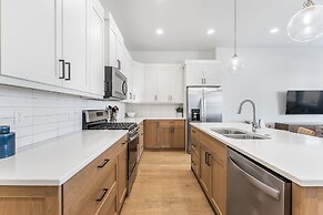 Villa #23 At Bloomington Country Club 4 Bedroom Townhouse