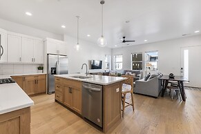 Villa #23 At Bloomington Country Club 4 Bedroom Townhouse