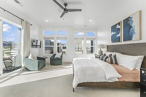 Villa #23 At Bloomington Country Club 4 Bedroom Townhouse