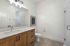 Villa #23 At Bloomington Country Club 4 Bedroom Townhouse