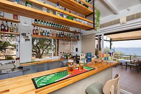 Nissaki Sea View Hotel