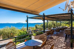 Nissaki Sea View Hotel