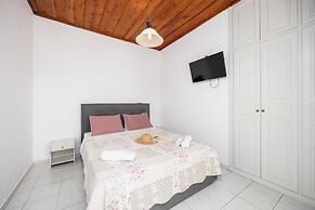 Nissaki Sea View Hotel