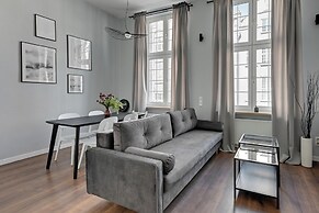 Old Town Mariacka by Downtown Apartments