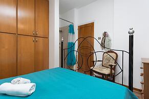 Villa Beach Heaven in Pomos