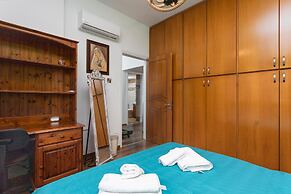 Villa Beach Heaven in Pomos