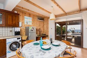 Villa Beach Heaven in Pomos