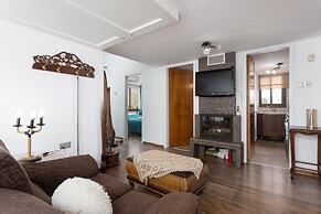 Villa Beach Heaven in Pomos