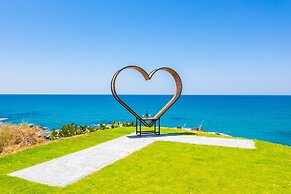 Villa Beach Heaven in Pomos