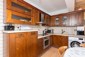 Villa Beach Heaven in Pomos