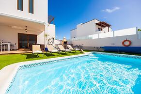 Las Caletas in Teguise