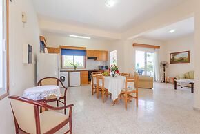 Villa Aristotelis in Argaka