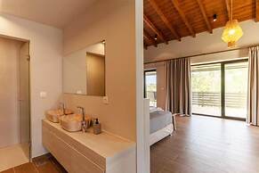 Villa Hill View Ena in Paxi