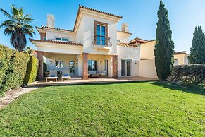 Villa Monte Rei 9 in Vila Nova de Cacela