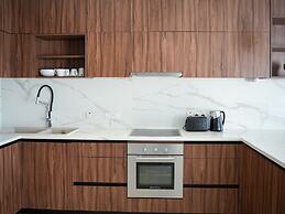 Aqua House Valentino